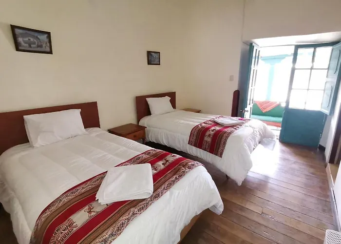 Hugos House 3*