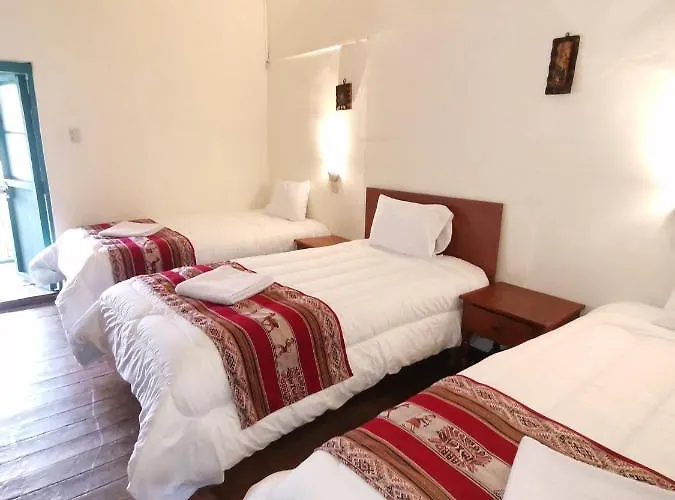 Hugos House 3*