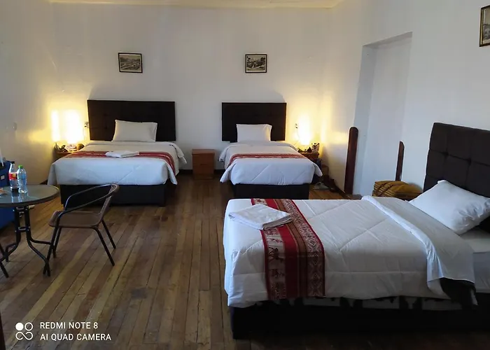 Hugos House 3*